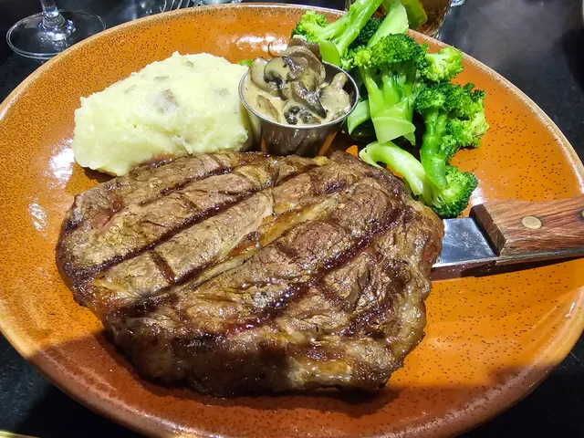 Tony Roma's