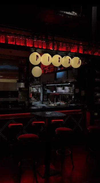 Willi's Pizza Bar