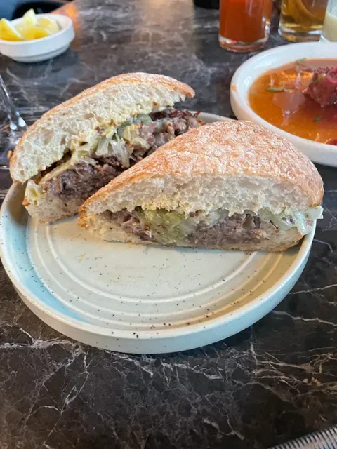 Willi's Pizza Bar