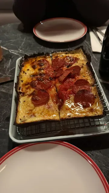 Willi's Pizza Bar