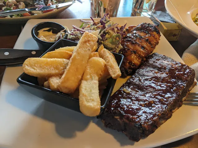 Latitude 32 Restaurant Rockingham