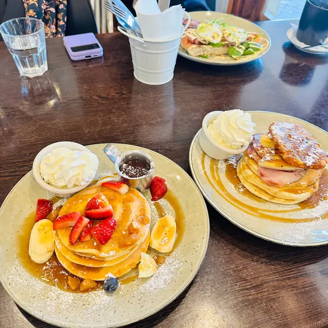 Lu Lu's Cafe