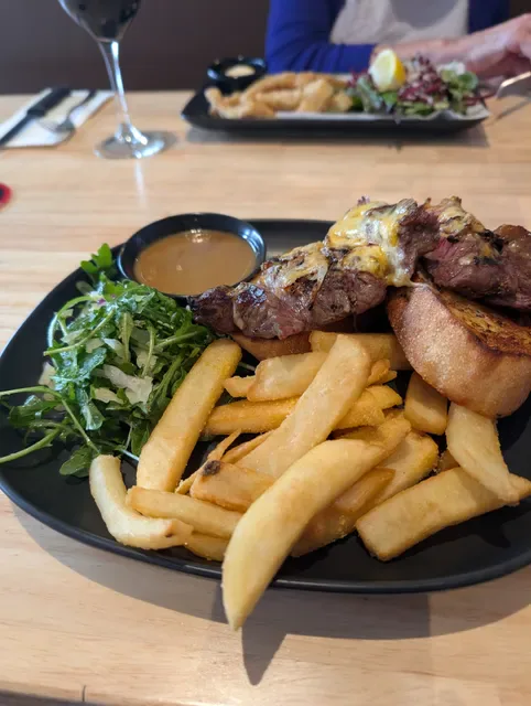 The Sporting Globe Bar & Grill Rockingham