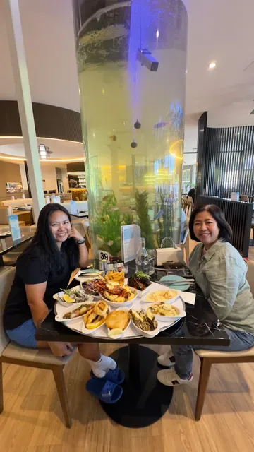 The Cray Seafood & Grill Restaurant Rockingham