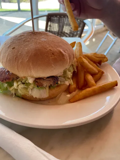 Tides Cafe