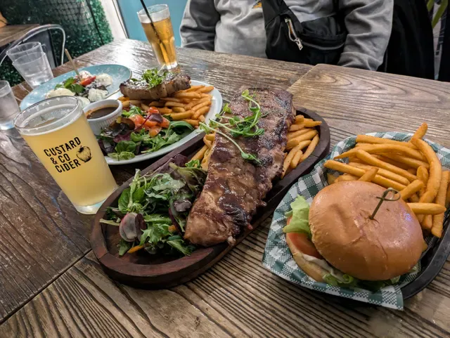 Bay Bay's on Scarborough