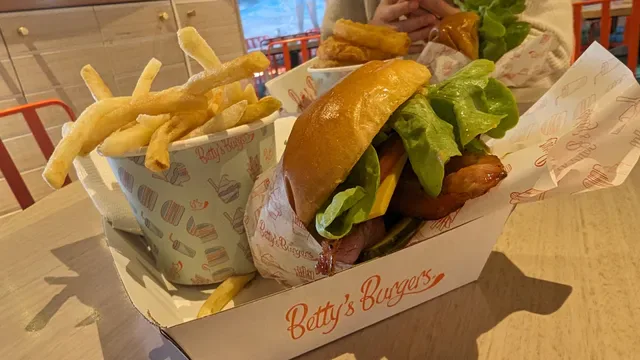 Betty's Burgers