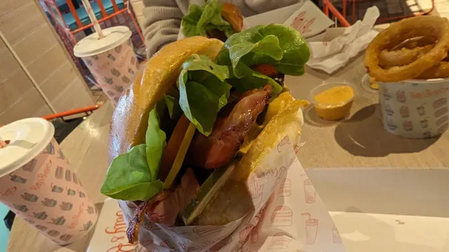Betty's Burgers