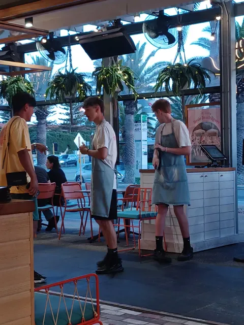 Betty's Burgers