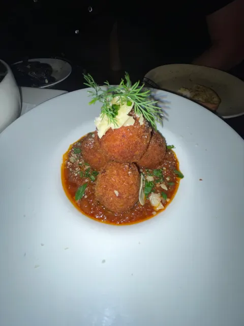 La Vela Restaurant