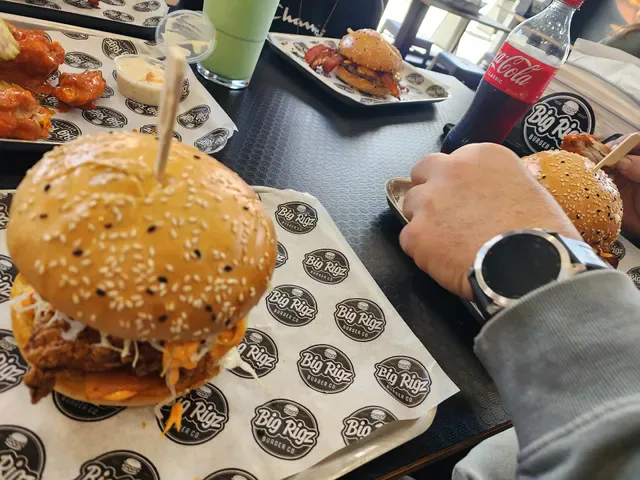 Big Rigz Burger Co.