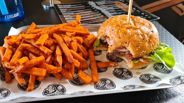Big Rigz Burger Co.