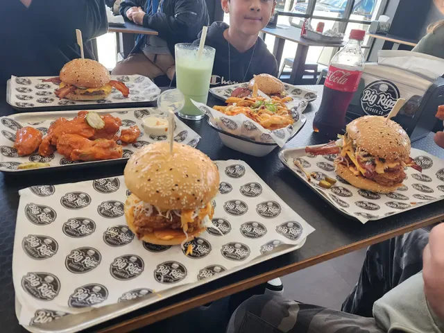 Big Rigz Burger Co.