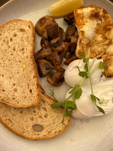 Bistro 21