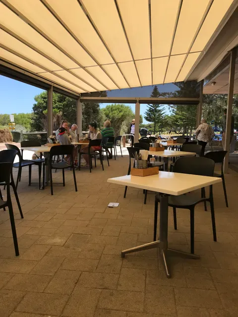 Bistro 21
