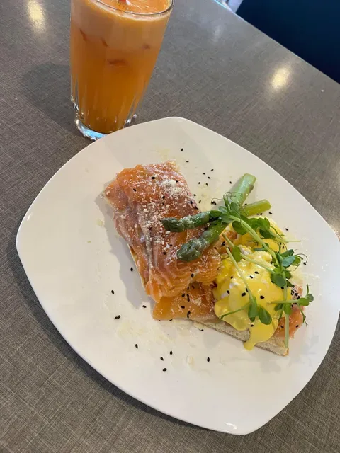 Bistro 21