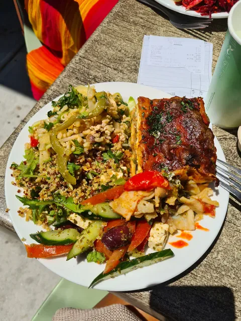 Manna Wholefoods & Cafe