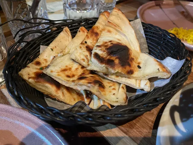 Saroor Bar and Restaurant