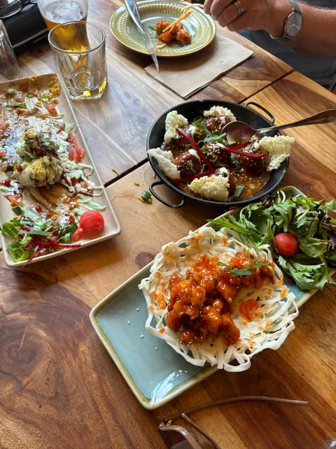 Saroor Bar and Restaurant