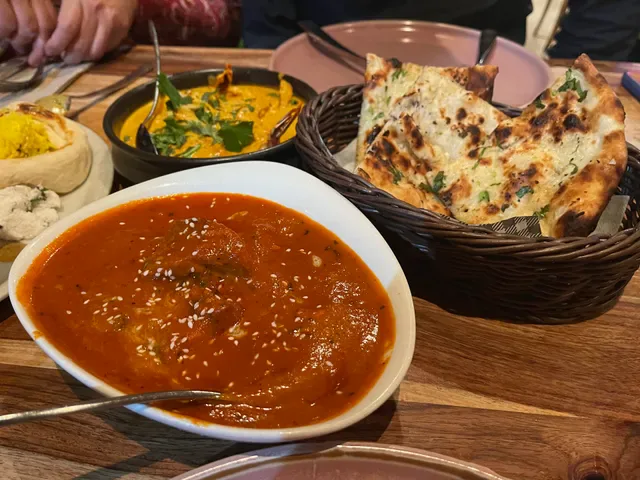 Saroor Bar and Restaurant