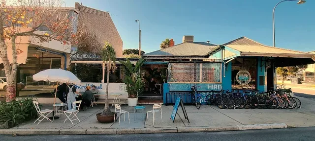 Third Wheel Café South Fremantle