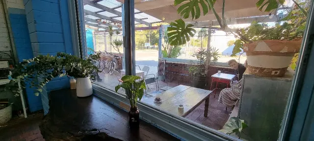 Third Wheel Café South Fremantle