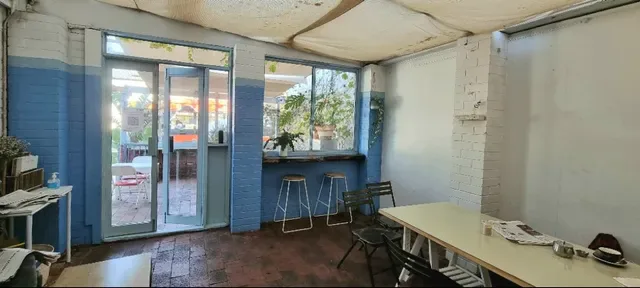 Third Wheel Café South Fremantle