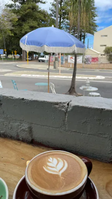 Third Wheel Café South Fremantle