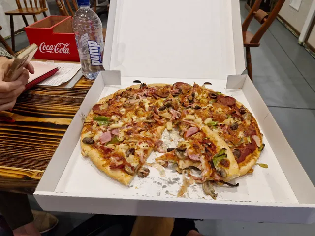Tippy's Pizza South Fremantle