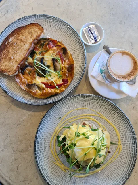 Globe Coffee House Patisserie & Restaurant