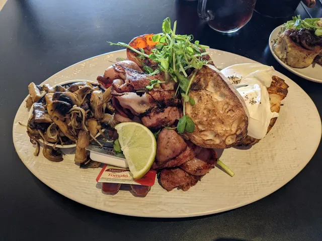Gusto Food