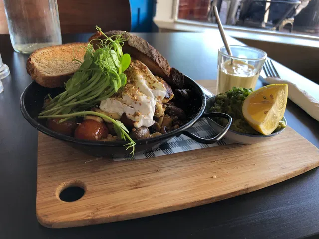 Gusto Food