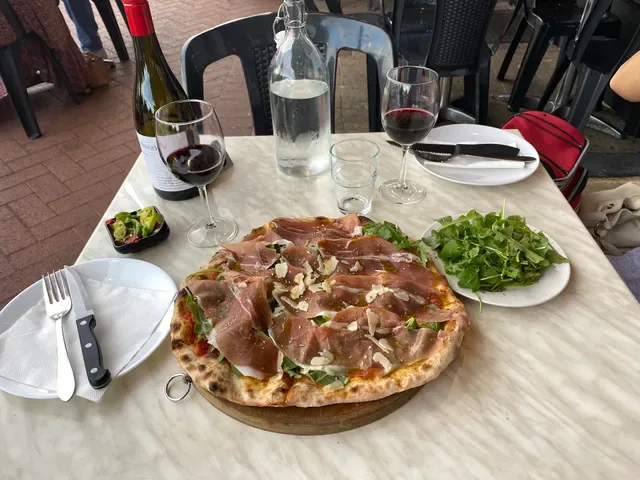 Solo Pizza