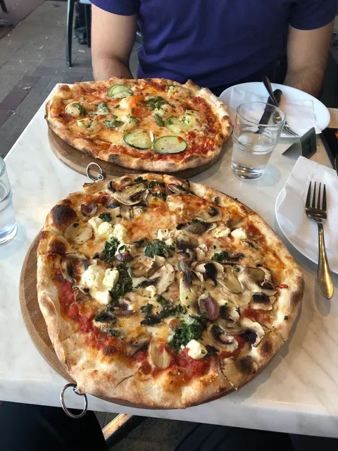 Solo Pizza