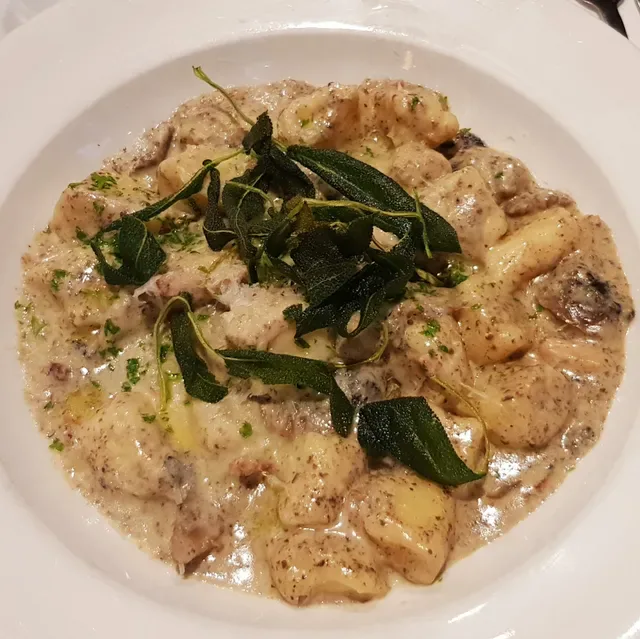 The Italian on Mends St