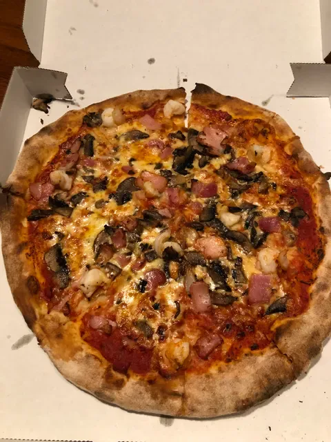 Swan Pizzeria