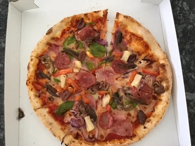 Swan Pizzeria