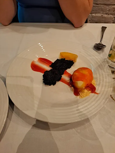 CALEB Restaurant & Bar