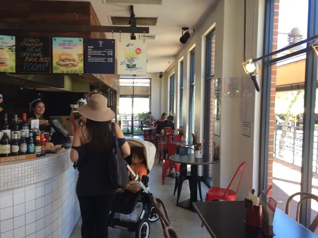 Grill'd Burgers - Subiaco