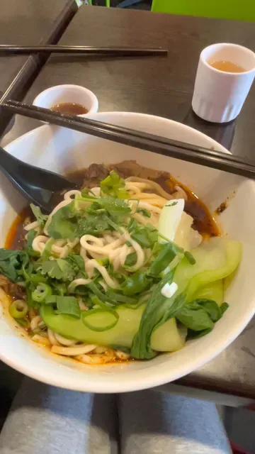 Wei's Dumpling Hut 齐鲁缘饺子馆