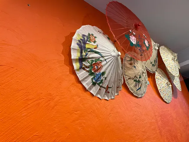 Wei's Dumpling Hut 齐鲁缘饺子馆
