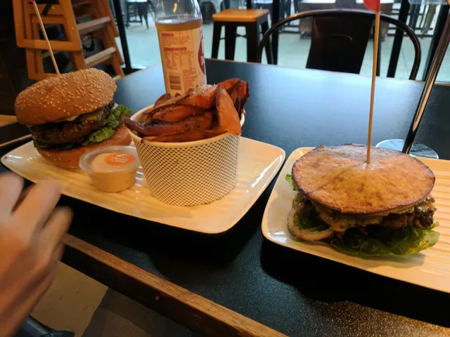 Grill'd Burgers - Cockburn