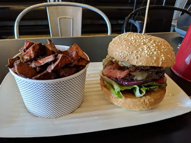Grill'd Burgers - Cockburn