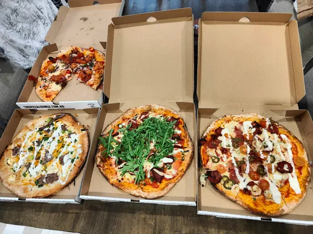 The Pizza Lounge