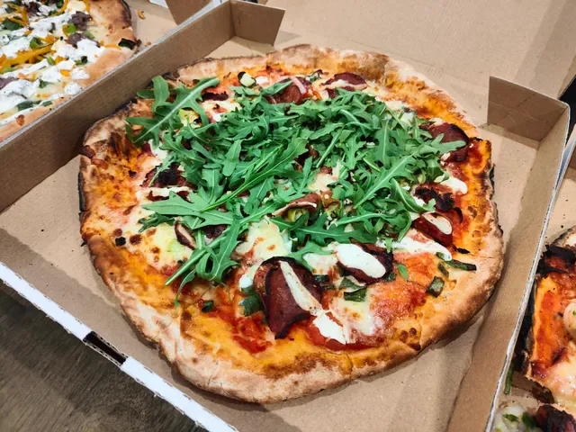The Pizza Lounge