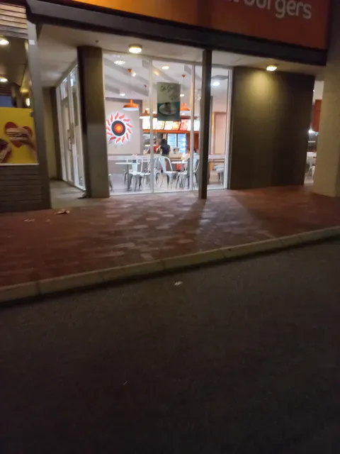 Oporto South Perth Drive Thru