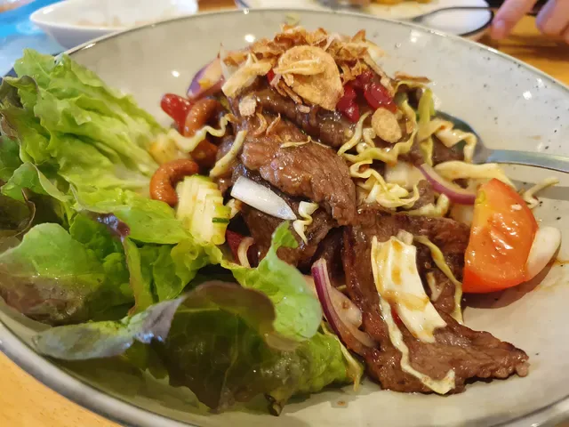 Kao Suay Thai Cuisine