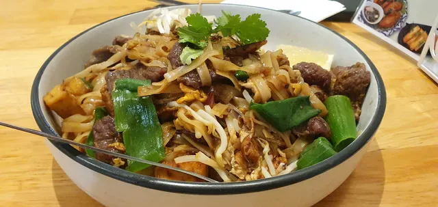 Kao Suay Thai Cuisine