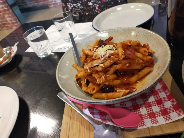 Eight Slices Italian Kitchen