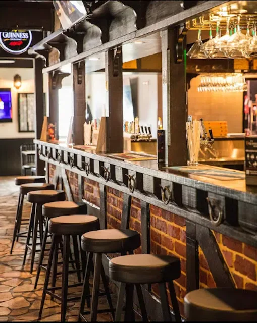 The Warnbro Tavern
